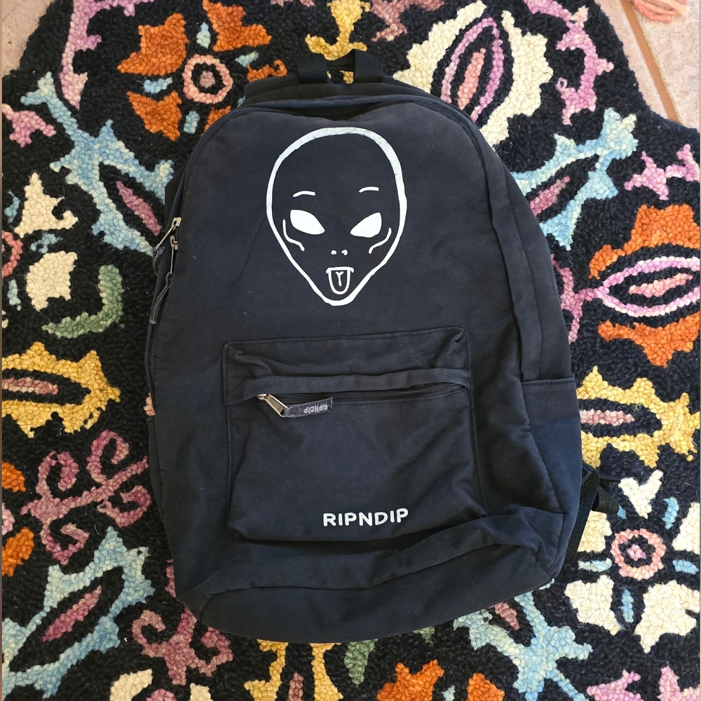 🔥🔥Rare Ripndip Dark Backpack with Alien Graphic🔥🔥
